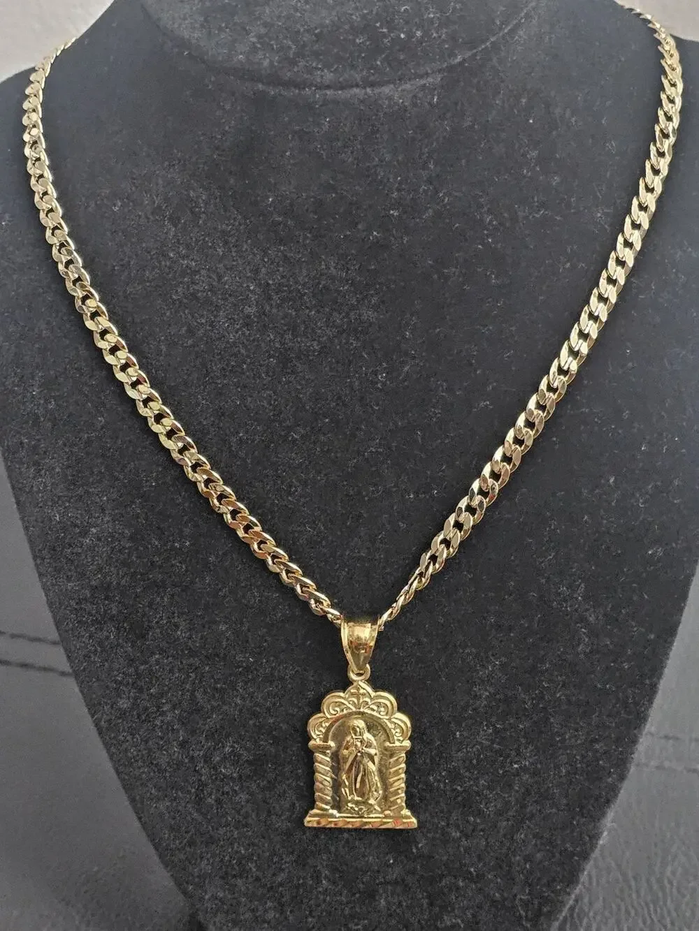 18in.14k Gold plated brass-5.3mm Cuban link chain w/14K LADY GUADALUPE Pendant